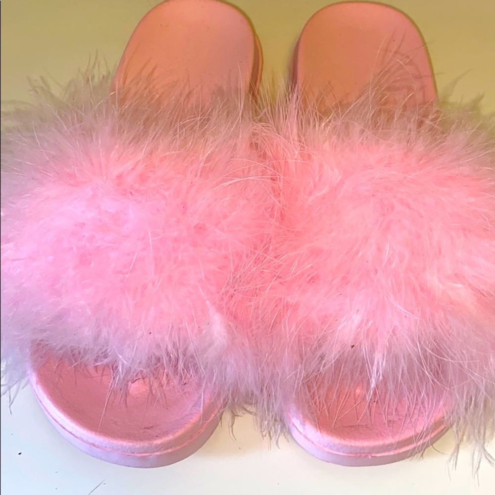 Slides never worn